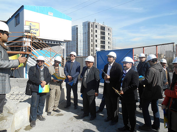 The president of  Semnan University and Semnan engineering construction organization visiting